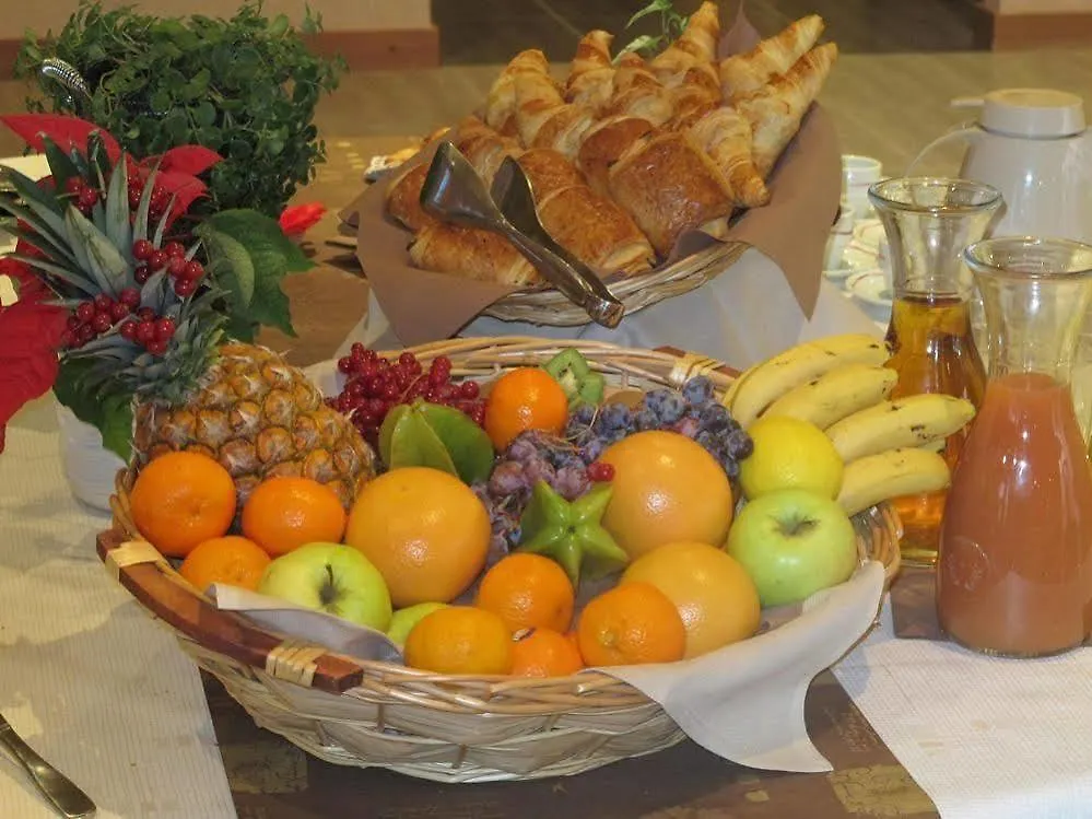 **** Hotel Logis Lyon Est Porte De L'Ain Saint-Maurice-de-Beynost France
