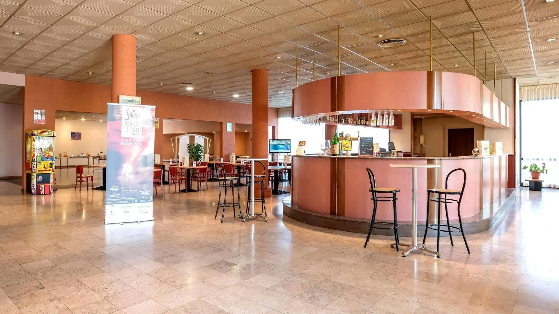 Logis Lyon Est Porte De L'Ain Saint-Maurice-de-Beynost