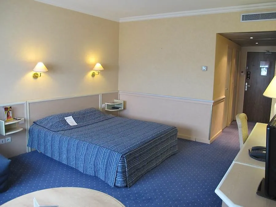 Logis Lyon Est Porte De L'Ain Saint-Maurice-de-Beynost