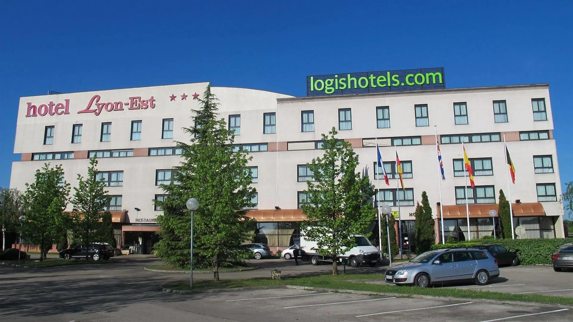 Logis Lyon Est Porte De L'Ain Saint-Maurice-de-Beynost Hotel